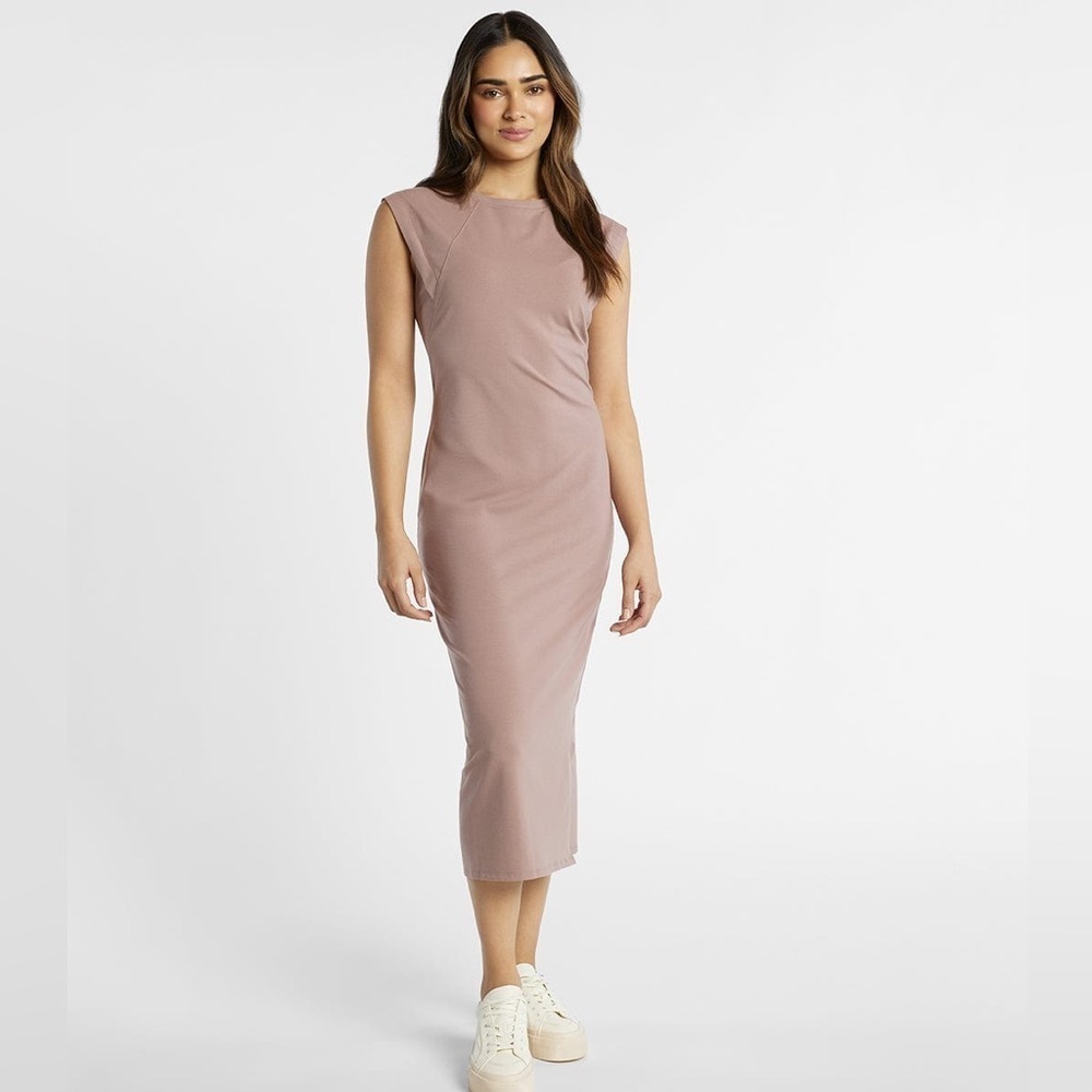 Elegant Mauve Midi Dress